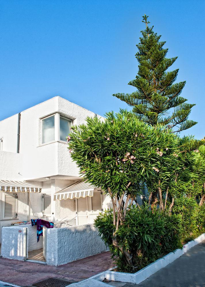 Hotel Villaggio Club Altalia Residence Brancaleone Exterior photo